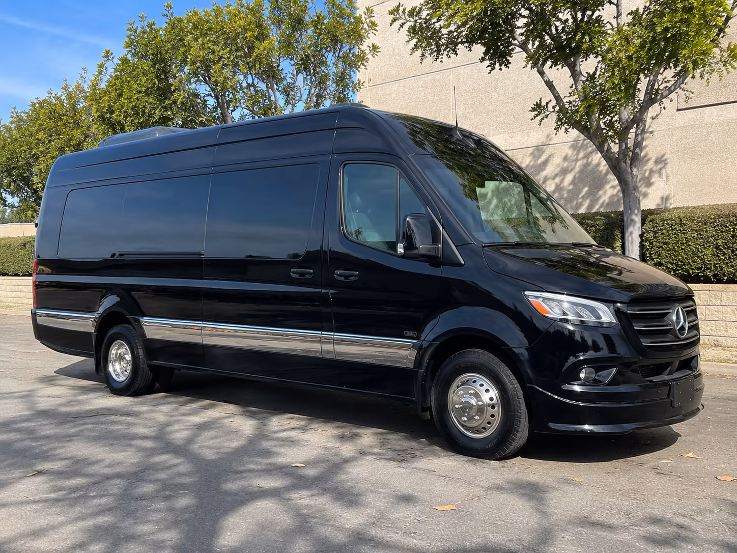 arrange transportation for your next wedding 4