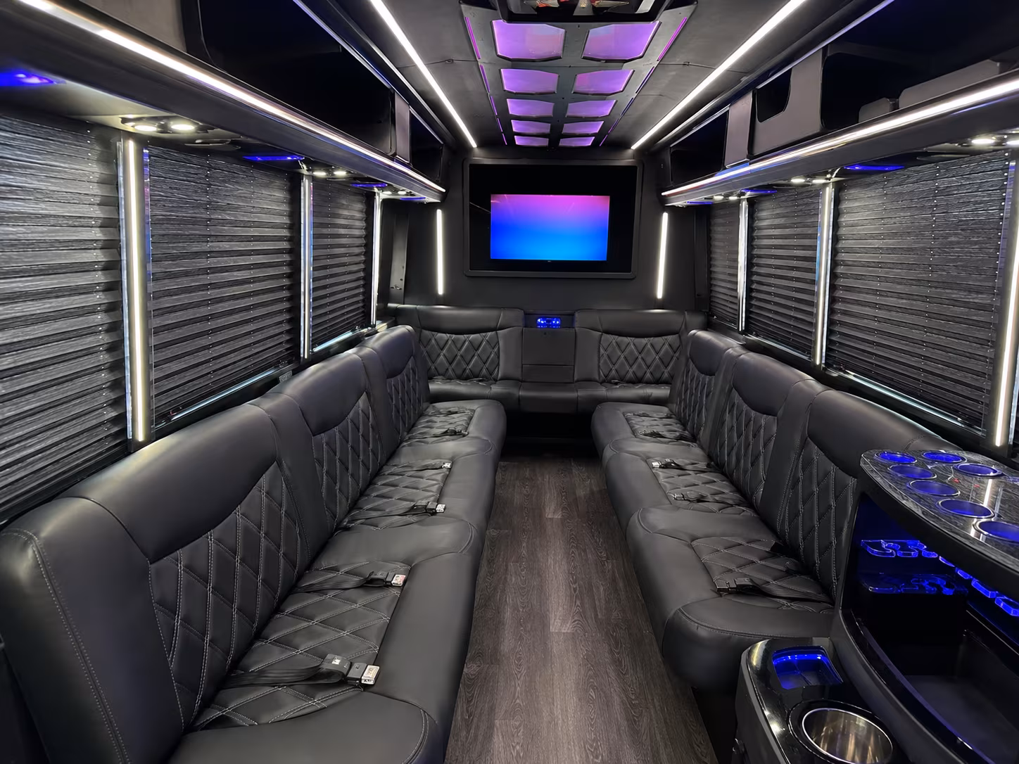 bridal party buses for san marcos wedding morning pickups