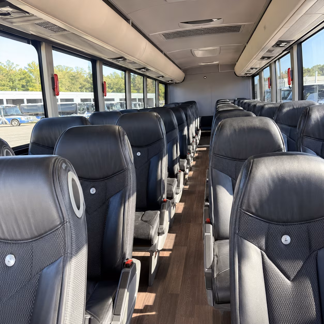 charter buses for trade show groups traveling the sr 78 corridor