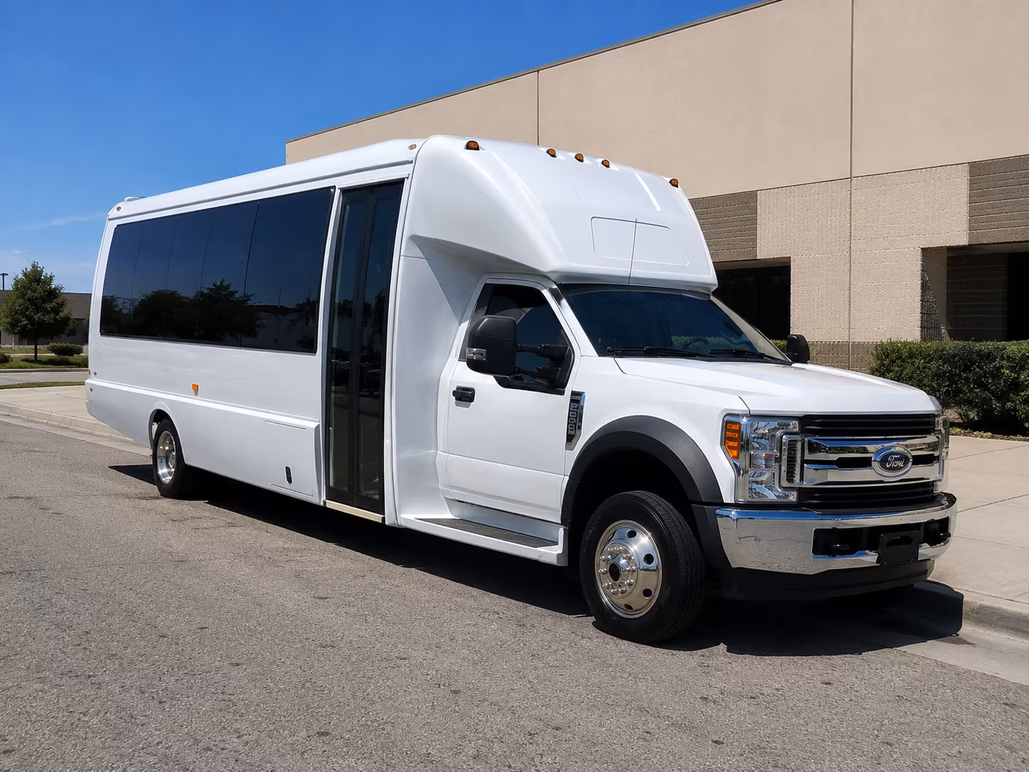 minibuses for smaller san marcos prom groups who want a comfortable ride