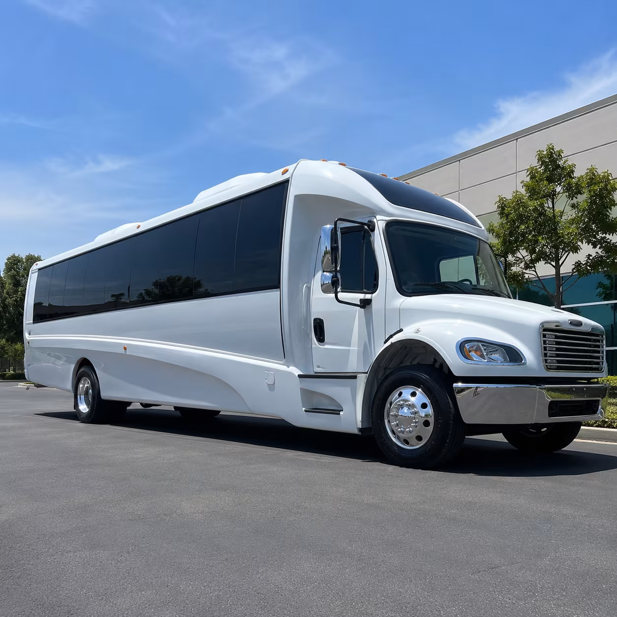 san marcos 25 passenger minibus