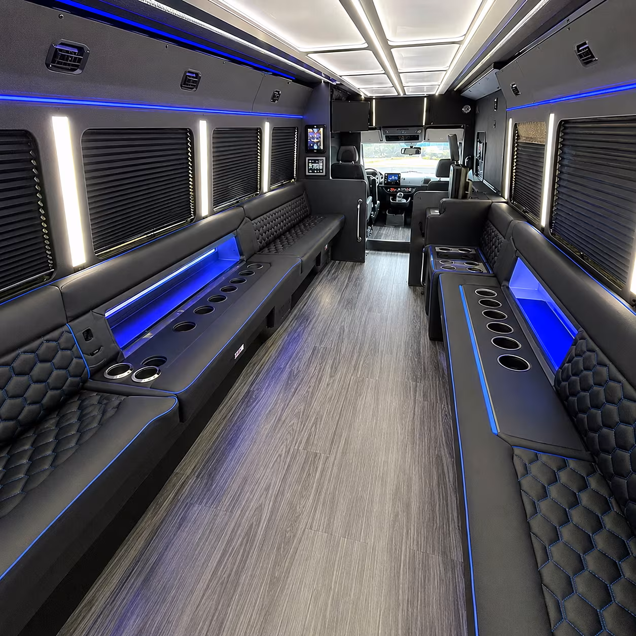 san marcos bus interior 4